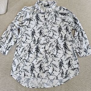 T Tahari Horses Equestrian White Black Button Shirt - Size Medium